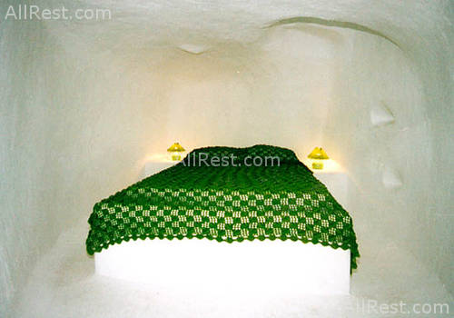 Oia Village Cave Villas 12